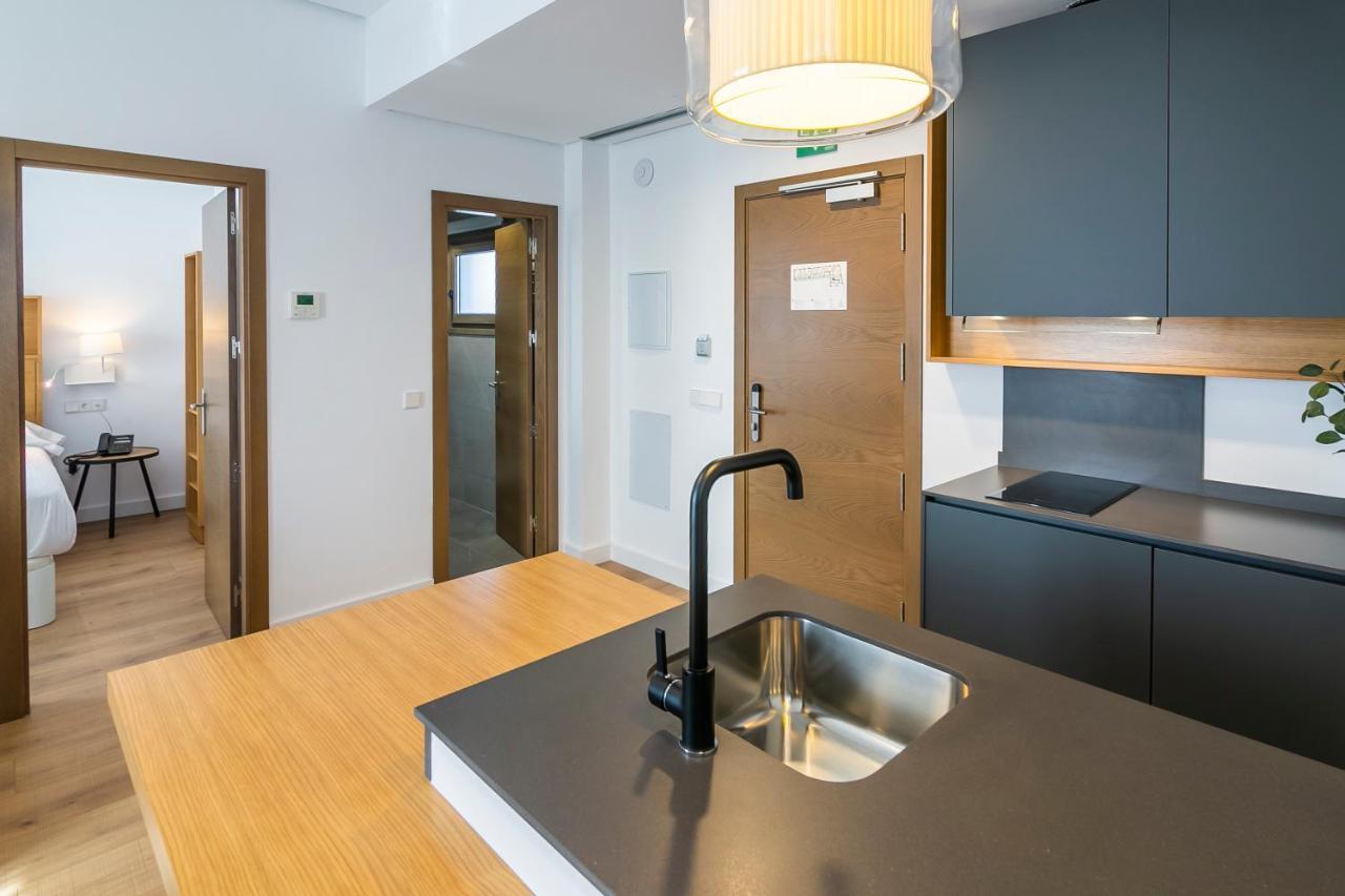 Aquitania Apartahotel 3*